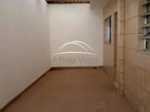 Sobrado com 510m² 2 quartos e 2 banheiros, à venda, no bairro Vila Osasco em Osasco