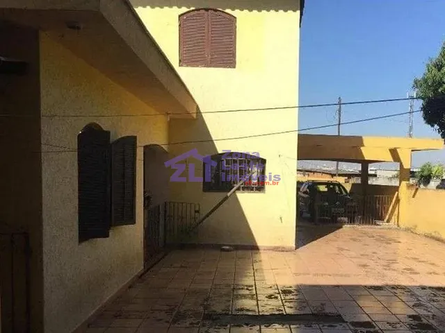 Sobrado com 210m² 3 quartos e 2 banheiros, à venda, no bairro Vila Virginia em São Paulo