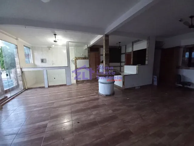 Sobrado com 300m² 2 quartos e 2 banheiros, à venda, no bairro Vila Marieta em São Paulo