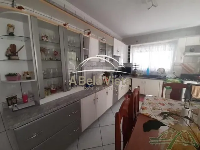 Sobrado com 188m² 3 quartos e 3 banheiros, à venda, no bairro Umuarama em Osasco
