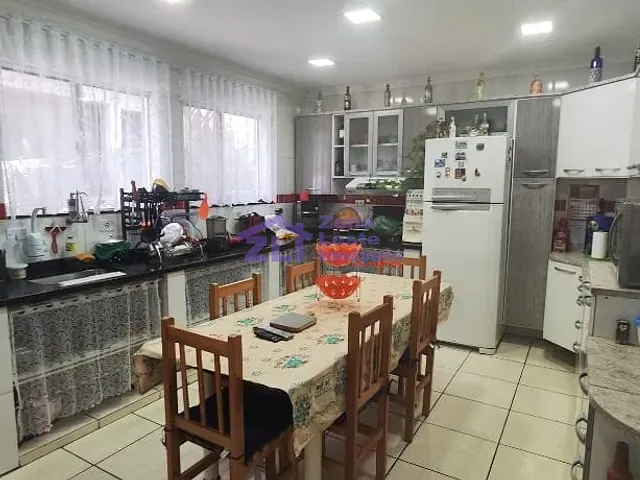 Sobrado com 250m² 3 quartos e 2 banheiros, à venda, no bairro Jardim Vila Formosa em São Paulo