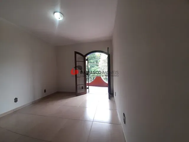 Sobrado com 266m², para alugar, no bairro Santo Antônio em São Caetano do Sul