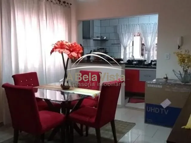 Sobrado com 125m² 4 quartos e 2 banheiros, à venda, no bairro Bussocaba em Osasco