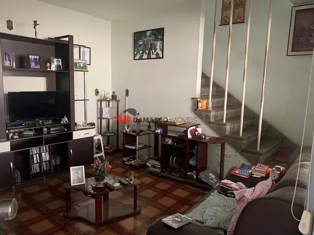 Sobrado 2 quartos e 1 banheiro, à venda, no bairro Olímpico em São Caetano do Sul