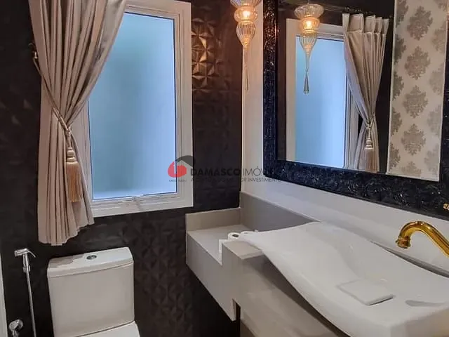 Sobrado 4 quartos e 6 banheiros, à venda, no bairro Jardim São Caetano em São Caetano do Sul