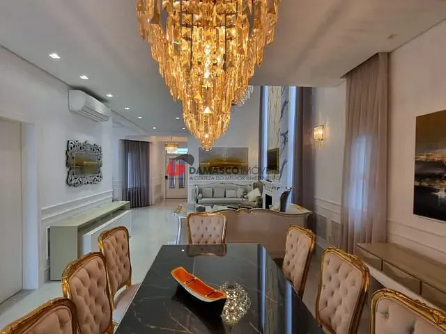 Sobrado 4 quartos e 6 banheiros, à venda, no bairro Jardim São Caetano em São Caetano do Sul