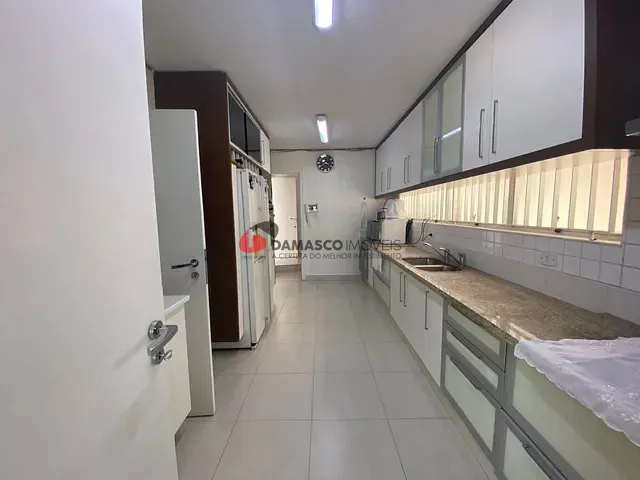 Sobrado 5 quartos e 7 banheiros, à venda, no bairro Jardim São Caetano em São Caetano do Sul