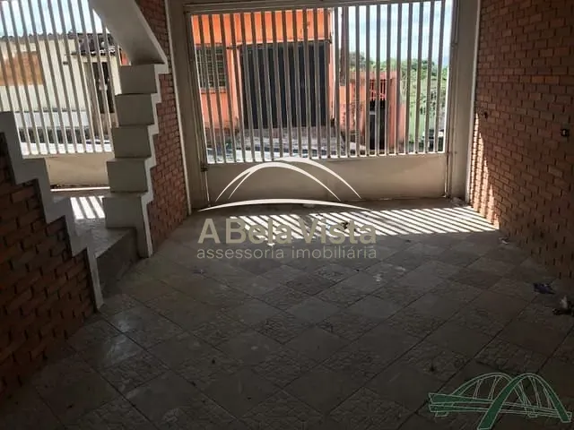 Sobrado 3 quartos e 4 banheiros, à venda, no bairro Km 18 em Osasco