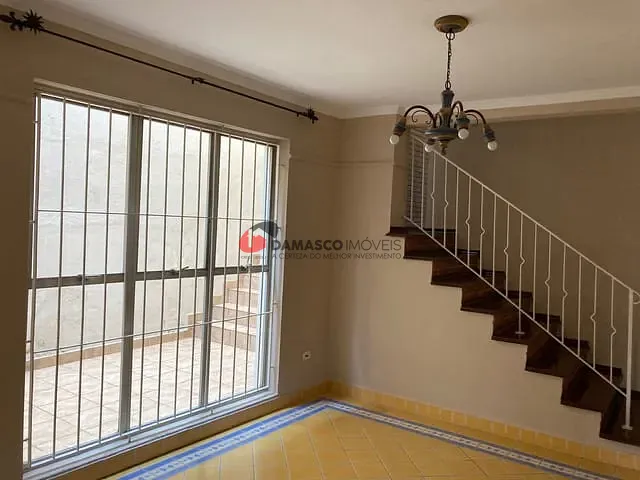 Sobrado com 181m² 3 quartos e 3 banheiros, à venda, no bairro Campestre em Santo André