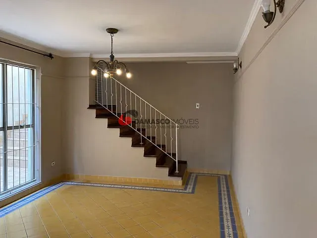 Sobrado com 181m² 3 quartos e 3 banheiros, à venda, no bairro Campestre em Santo André