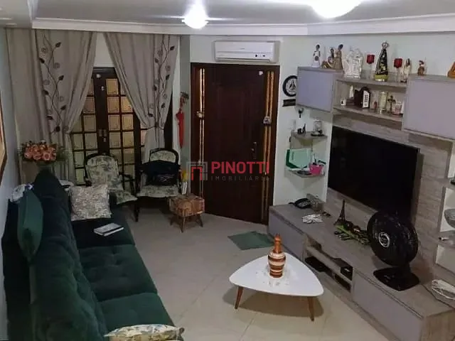 Sobrado 3 quartos e 2 banheiros, à venda, no bairro Vila Vivaldi em São Bernardo do Campo