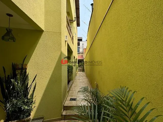 Sobrado com 312m² 3 quartos e 5 banheiros, para alugar, no bairro Olímpico em São Caetano do Sul