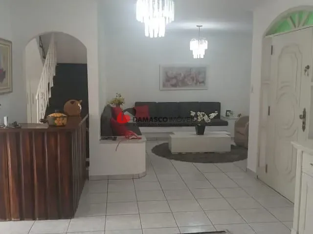 Sobrado com 272m² 3 quartos e 4 banheiros, à venda, no bairro Osvaldo Cruz em São Caetano do Sul
