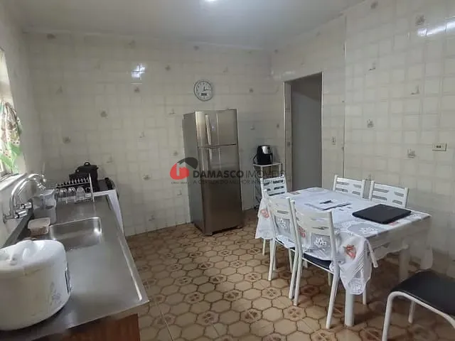 Sobrado com 245m² 3 quartos e 3 banheiros, à venda, no bairro Olímpico em São Caetano do Sul