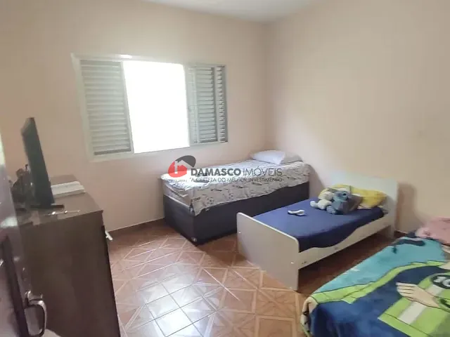 Sobrado com 245m² 3 quartos e 3 banheiros, à venda, no bairro Olímpico em São Caetano do Sul