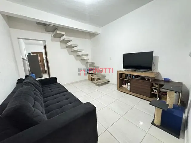 Sobrado 3 quartos e 2 banheiros, à venda, no bairro Jardim Leblon em São Bernardo do Campo