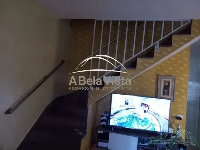 Sobrado com 208m² 4 quartos e 2 banheiros, à venda, no bairro Centro em Osasco