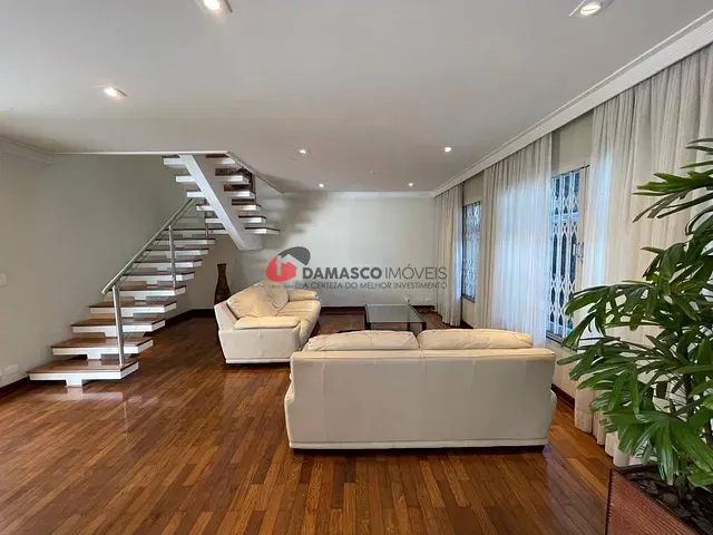 Sobrado 3 quartos e 4 banheiros, à venda, no bairro Vila Regente Feijó em São Paulo