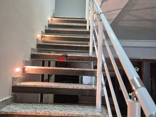 Sobrado 3 quartos e 3 banheiros, à venda, no bairro Santa Paula em São Caetano do Sul