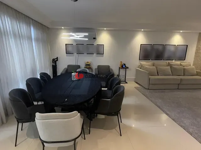 Sobrado com 320m² 3 quartos e 5 banheiros, à venda, no bairro Mauá em São Caetano do Sul