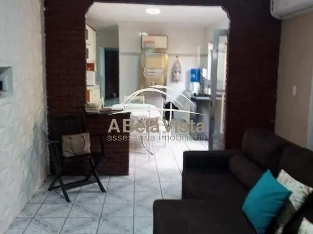 Sobrado com 125m² 3 quartos e 2 banheiros, à venda, no bairro Padroeira em Osasco