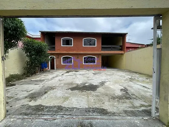 Sobrado com 243m² 4 quartos e 3 banheiros, à venda, no bairro Lajeado em São Paulo
