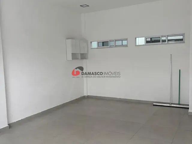 Sobrado com 315m² 4 quartos e 4 banheiros, para alugar, no bairro Barcelona em São Caetano do Sul