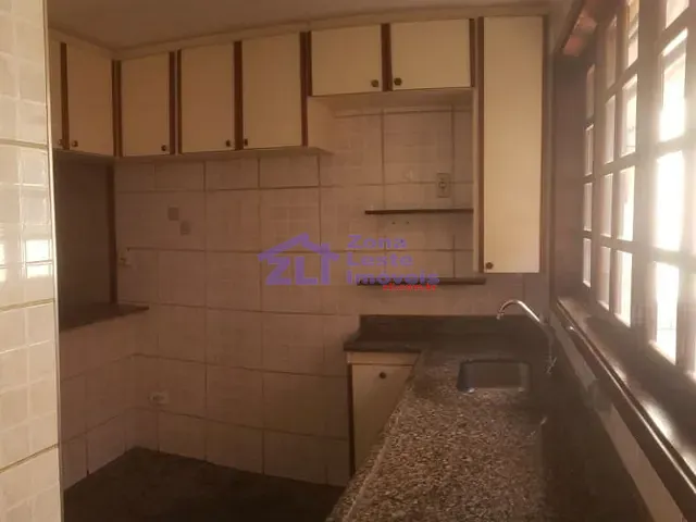 Sobrado com 280m² 4 quartos e 3 banheiros, à venda, no bairro Cidade Centenário em São Paulo