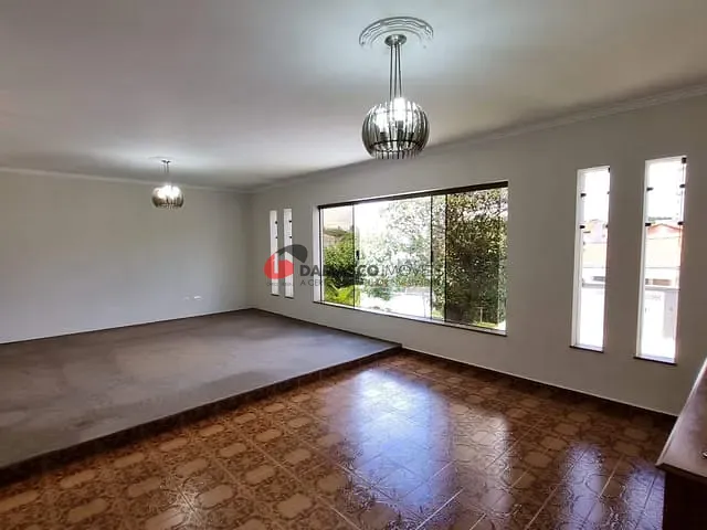 Sobrado 4 quartos e 6 banheiros, à venda, no bairro Jardim São Caetano em São Caetano do Sul