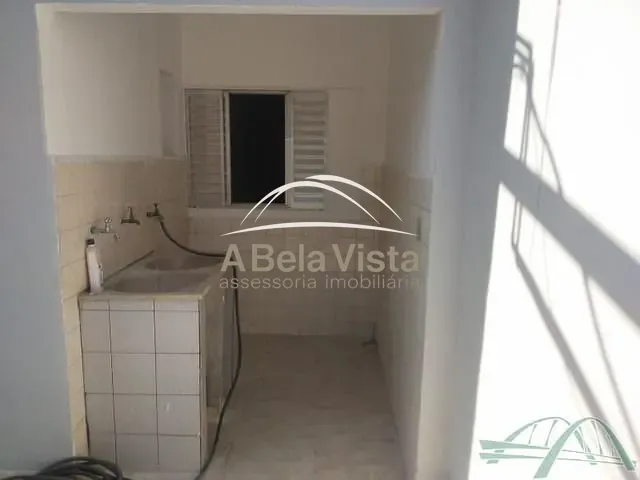 Sobrado 2 quartos e 2 banheiros, para alugar, no bairro Aliança em Osasco