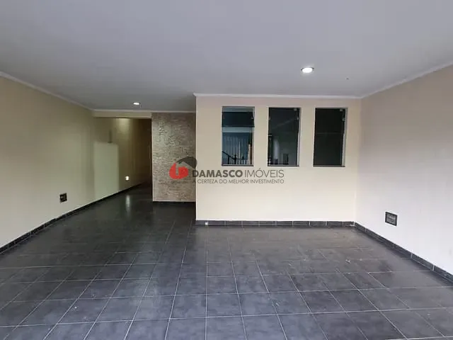 Sobrado 3 quartos e 3 banheiros, à venda, no bairro Santa Paula em São Caetano do Sul