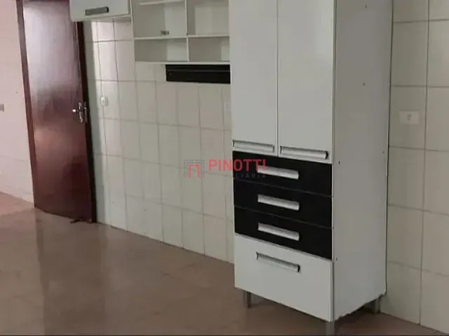Sobrado 3 quartos e 2 banheiros, à venda, no bairro Vila Gonçalves em São Bernardo do Campo