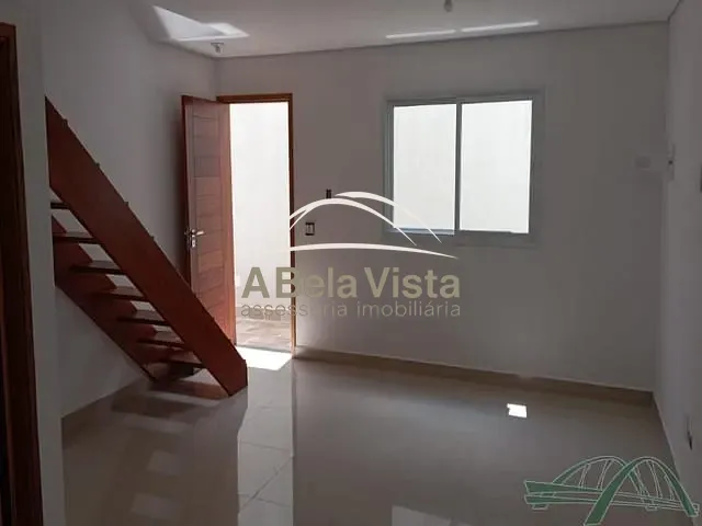 Sobrado 2 quartos e 2 banheiros, à venda, no bairro Bela Vista em Osasco