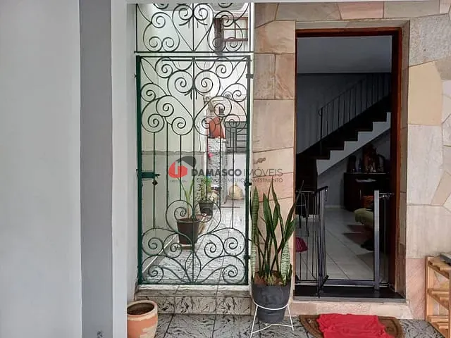 Sobrado 2 quartos e 2 banheiros, à venda, no bairro Osvaldo Cruz em São Caetano do Sul