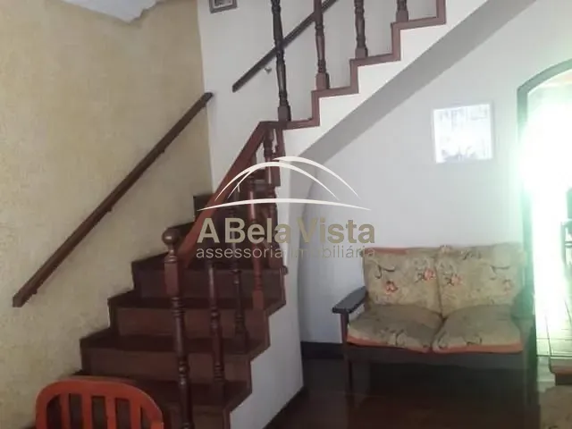 Sobrado com 250m² 6 quartos e 6 banheiros, à venda, no bairro Bela Vista em Osasco