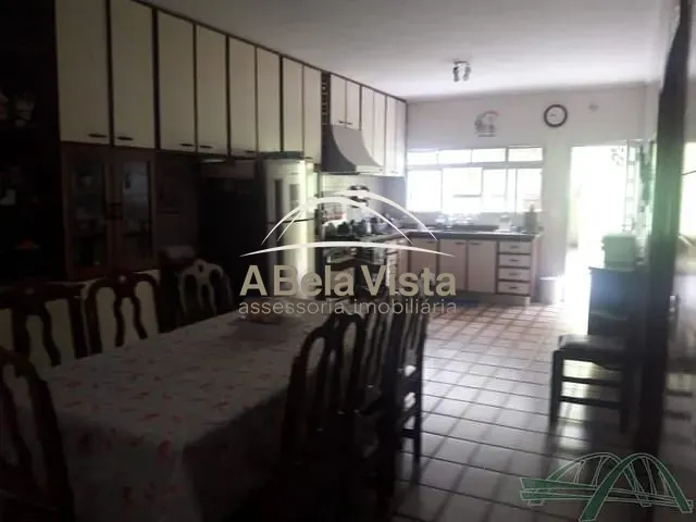 Sobrado com 250m² 6 quartos e 6 banheiros, à venda, no bairro Bela Vista em Osasco