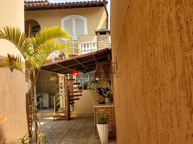 Sobrado 3 quartos e 4 banheiros, à venda, no bairro Campestre em Santo André