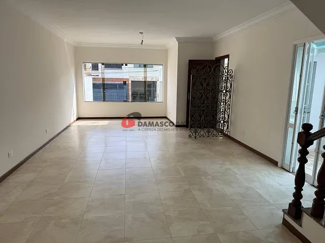 Sobrado 3 quartos e 4 banheiros, à venda, no bairro Cerâmica em São Caetano do Sul