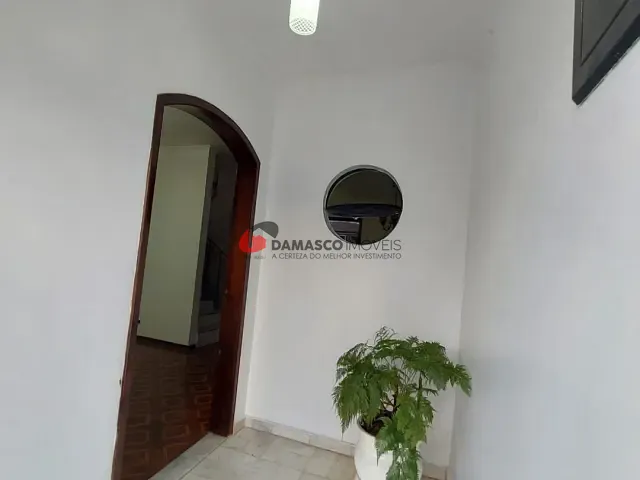 Sobrado com 252m² 4 quartos e 5 banheiros, para alugar, no bairro Santa Paula em São Caetano do Sul