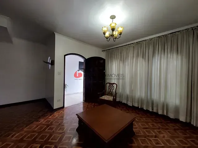 Sobrado com 252m² 4 quartos e 5 banheiros, para alugar, no bairro Santa Paula em São Caetano do Sul