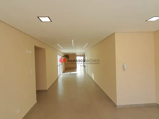 Sobrado com 315m² 4 quartos e 4 banheiros, à venda, no bairro Barcelona em São Caetano do Sul