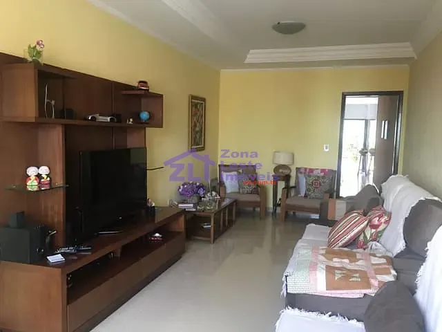 Sobrado com 250m² 3 quartos e 2 banheiros, à venda, no bairro Penha de França em São Paulo