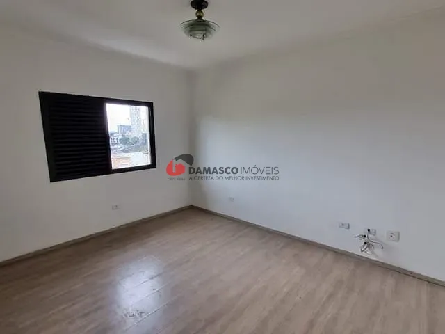 Sobrado 3 quartos e 2 banheiros, à venda, no bairro Santa Maria em São Caetano do Sul