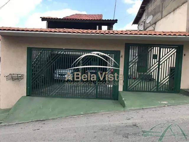 Sobrado com 175m² 4 quartos e 3 banheiros, à venda, no bairro Jardim Herminia em Carapicuíba