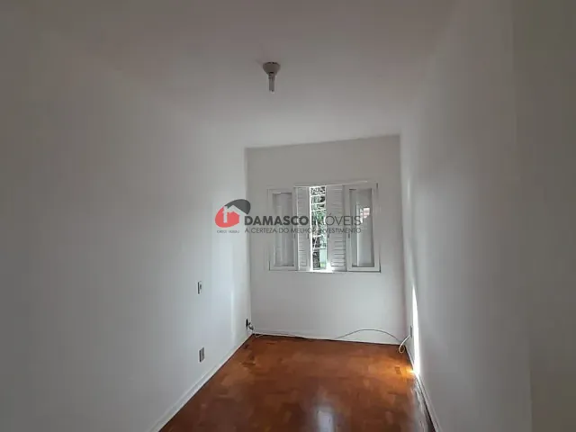 Sobrado 3 quartos e 2 banheiros, para alugar, no bairro Santa Paula em São Caetano do Sul