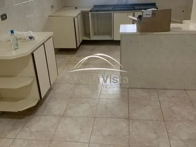 Sobrado com 150m² 5 quartos e 4 banheiros, à venda, no bairro Vila Osasco em Osasco