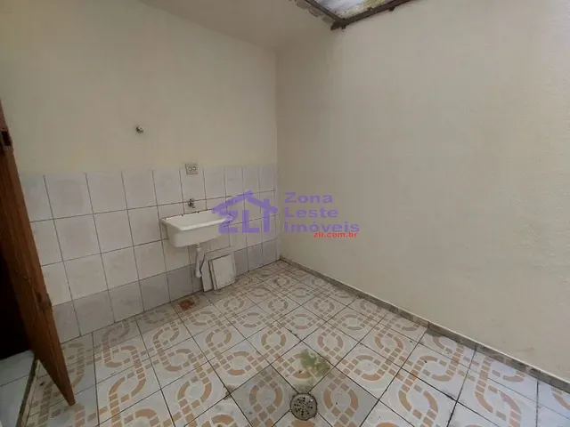 Sobrado com 40m² 2 quartos e 2 banheiros, para alugar, no bairro Itaquera em São Paulo