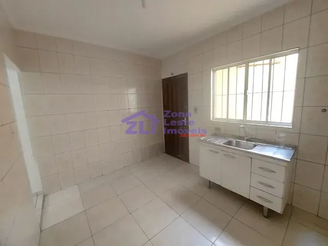 Sobrado com 40m² 2 quartos e 2 banheiros, para alugar, no bairro Itaquera em São Paulo