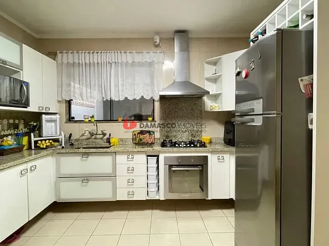 Sobrado 3 quartos e 2 banheiros, à venda, no bairro Osvaldo Cruz em São Caetano do Sul