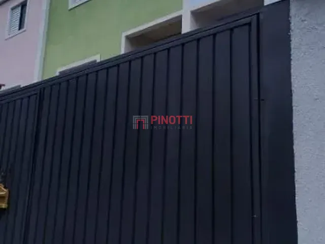 Sobrado 2 quartos e 2 banheiros, à venda, no bairro Nova Petrópolis em São Bernardo do Campo